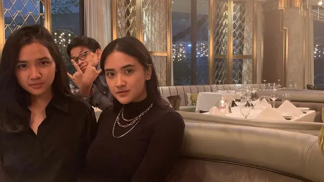 Punya Wajah Mirip, Ini 7 Potret Kebersamaan Nadya Arina dan Adiknya