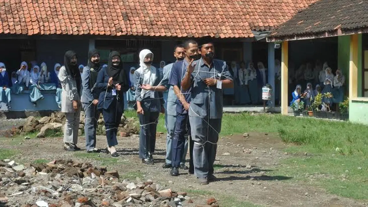 Ketika Para Guru Butuh Pembebasan