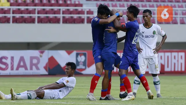 FOTO: Arema FC Tahan Imbang Persikabo 1973 1-1 dalam Partai Pembuka Piala Menpora 2021 - Tim Arema FC; Dendi Santoso