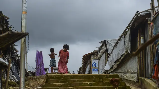 Anak-Anak Rohingya di Kamp Bangladesh