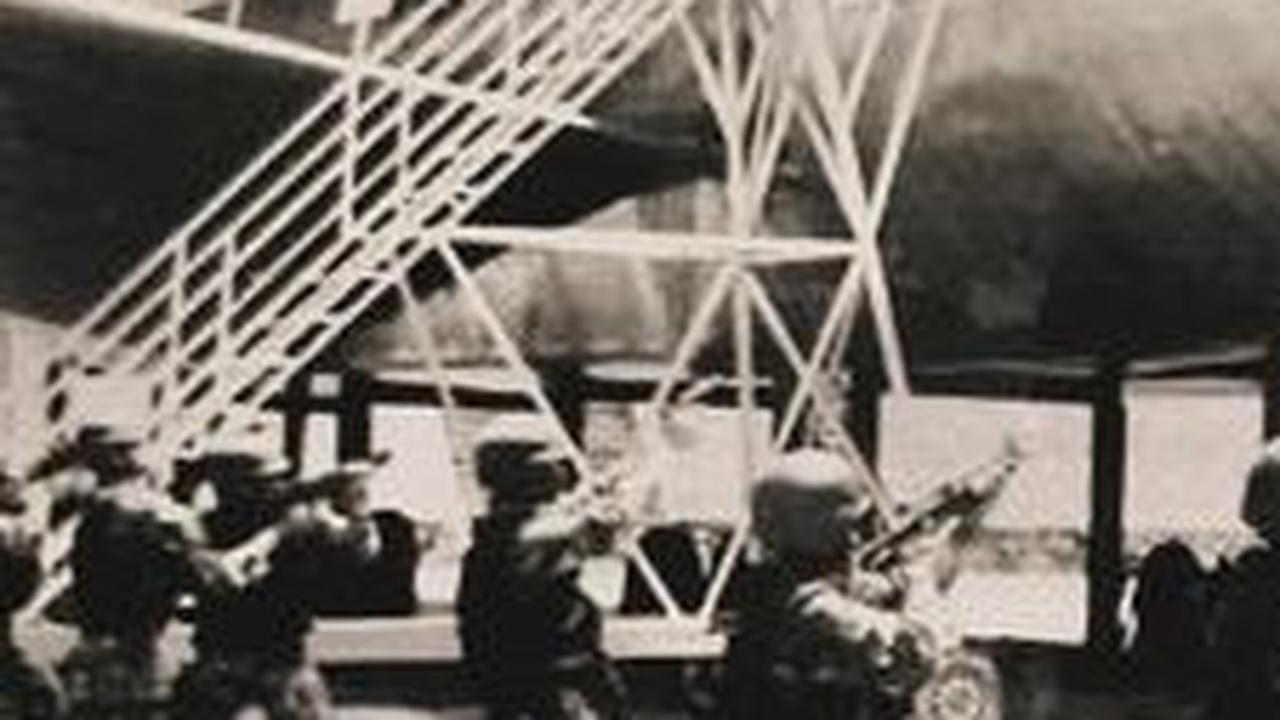 "Batalyon 707 Anti Teror Kopassus Korea Selatan, th. 2001," jelasnya. <br>
