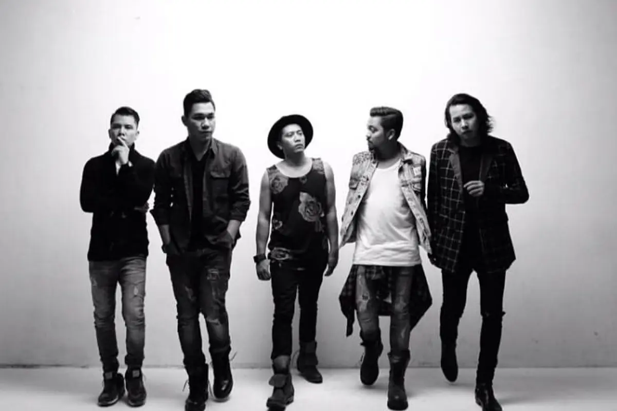 Armada Band