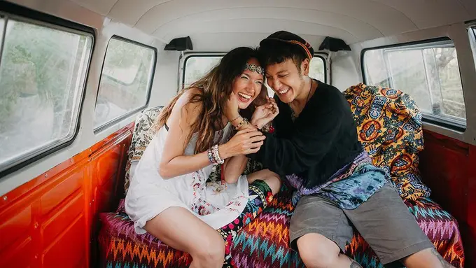 [Bintang] Nadine Chadrawinata dan Dimas Anggara