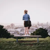 ilustrasi tinggi badan/Photo by Aaron Birch on Unsplash