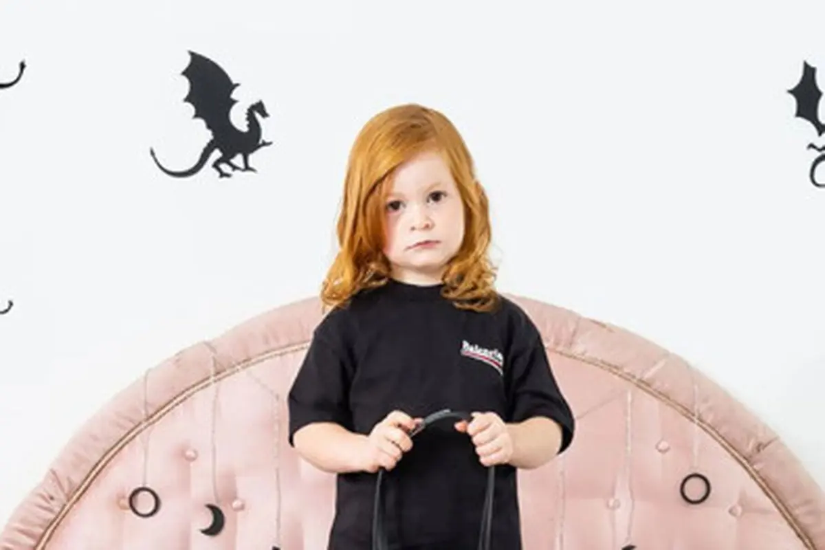 Kontroversi Terbaru Balenciaga, Unggah Foto Tas Beruang Bersama Anak-Anak Dianggap Eksploitasi