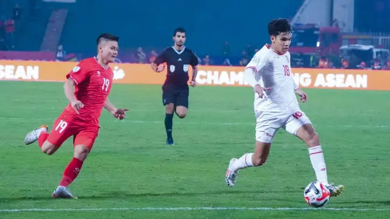 Foto: Perjuangan Pemain Timnas Indonesia saat Melawan Vietnam di Piala AFF 2024, Kalah Tipis