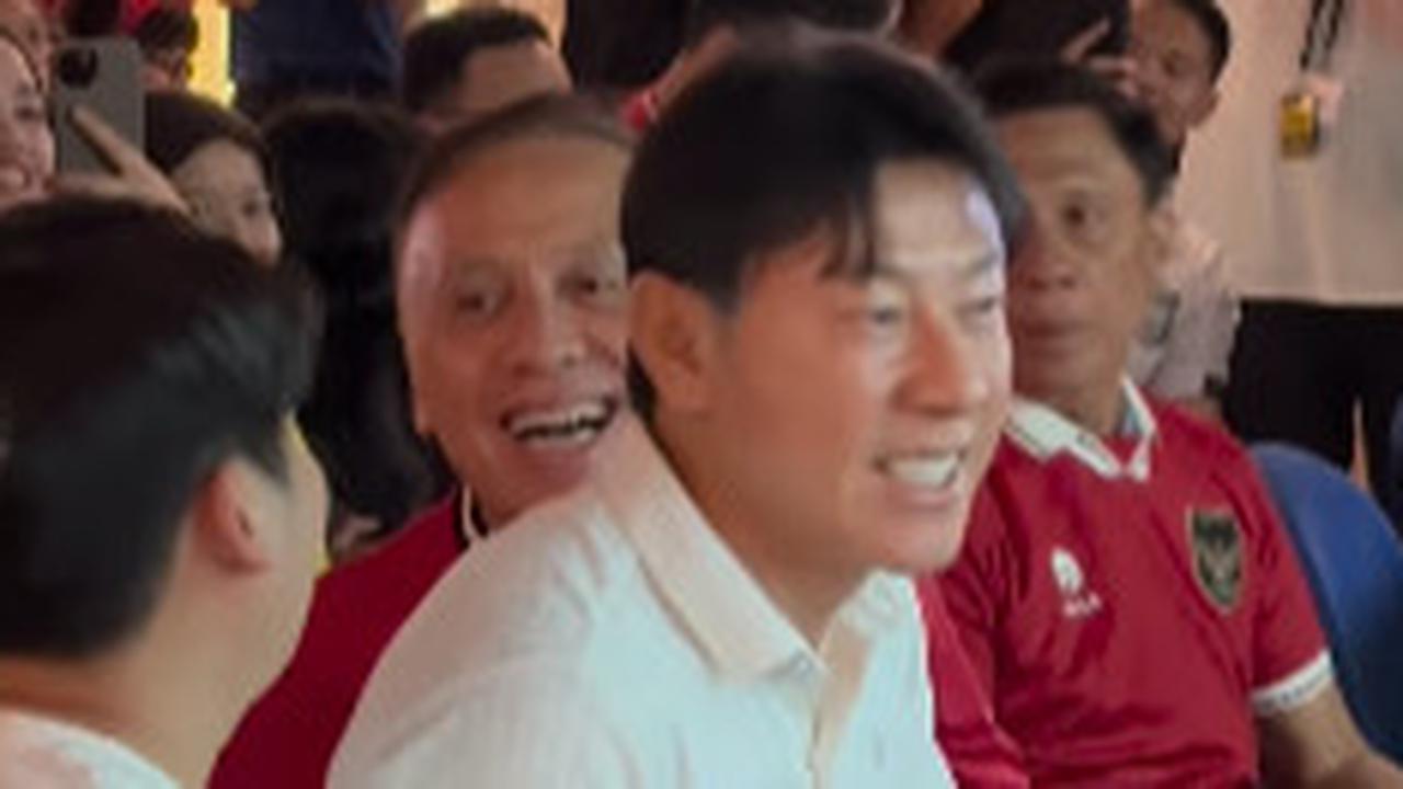 Momen Komjen Polisi Eks Ketum PSSI Nobar Timnas Vs Bahrain dengan Shin Tae Yong 'Kawal Kemenangan