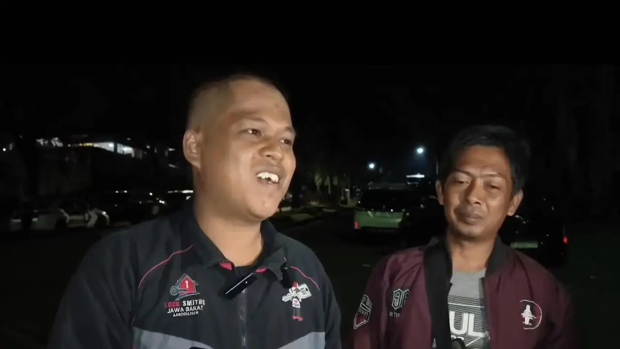 Roy tukang kunci bantu bongkar brankas dari penggeledahan rumah sentul