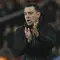 Setelah pembicaraan lebih lanjut dengan petinggi Barcelona, Xavi memutuskan pada 25 April 2024 untuk bertahan hingga masa kerjanya berakhir. (LLUIS GENE / AFP)