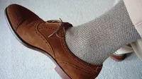 Ini Manfaat Pakai Kaos Kaki