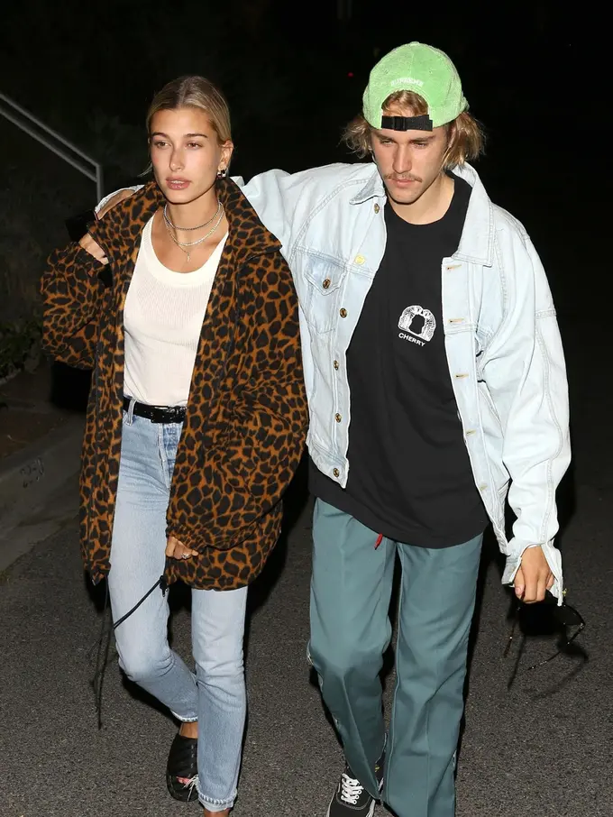 [Bintang] Hailey Baldwin - Justin Bieber