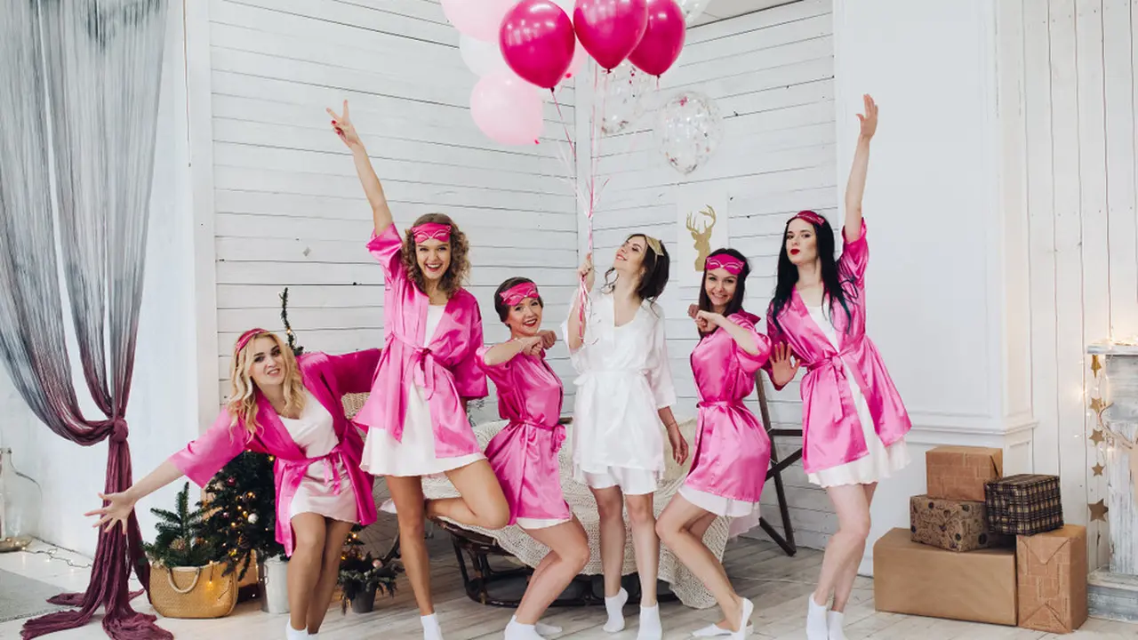 Tak Harus Corat-Coret Lipstik, Ini Cara Elegan Rayakan Bridal Shower