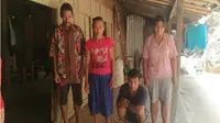 Salah satu keluarga penderita gangguan jiwa di Dukuh Ngringin, Dusun Temulus, Desa Keloran, Selogiri, Wonogiri, Minggu (29/7 - 2018). (Solopos/Rudi Hartono)