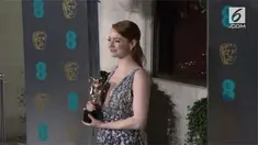 Emma Stone kini menjadi aktris bayaran tertinggi di dunia versi majalah Forbes. 