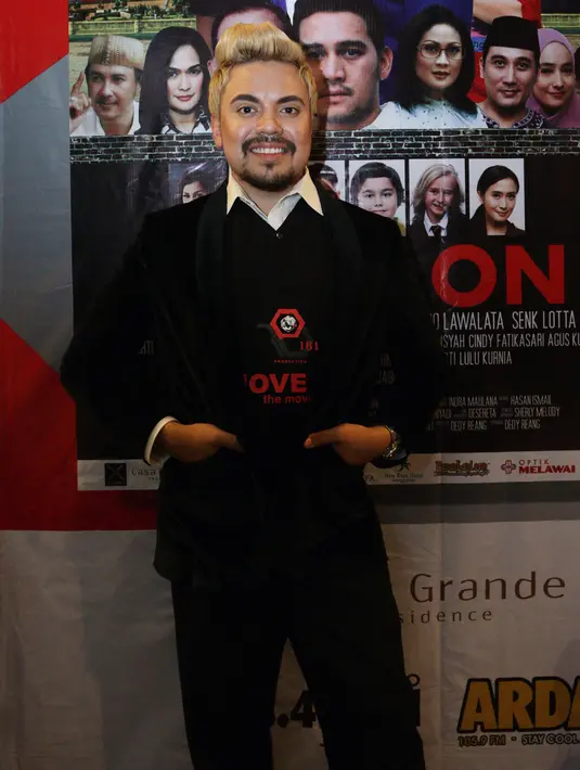 Ketika dijumpai di Gandaria City, Jakarta Selatan, Selasa (1/9/2015), Sam menyarankan agar penonton dapat terlebih dahulu membaca buku sebelum menonton filmnya. (Wimbarsana/Bintang.com)