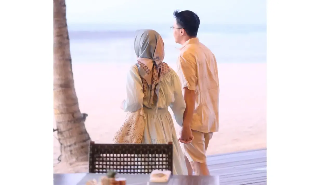 Dari warna hijau sage yang sedang tren sampai warna desert yang menyatu dengan keindahan pasir dan pantai. [Foto: Instagram @sahrulgunawanofficial]