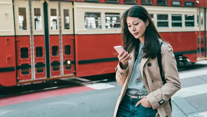 wanita juli watak  baik