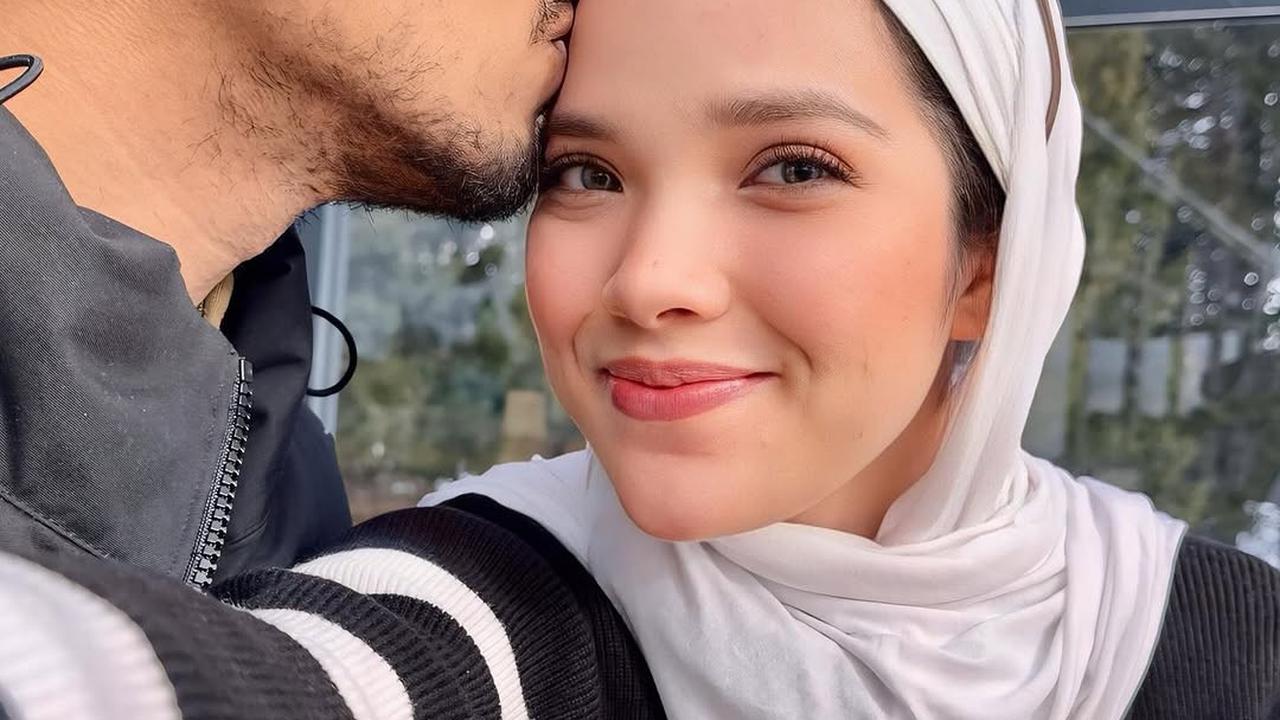 Jarang Tersorot, Ini Potret Harmonis dan Romantis Yusuf Sungkar dan sang Istri Dhea Natasya