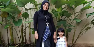 (Instagram/tantrisyalindri)