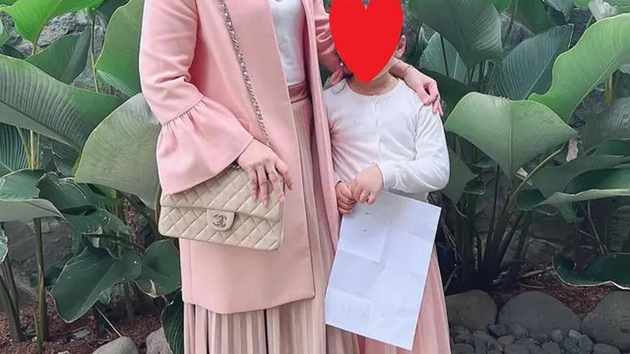 Inspirasi Fashion Lala Nurlela Calon Istri Nassar yang Juga Kakak Ipar Syahrini, Sederhana Tapi Elegan