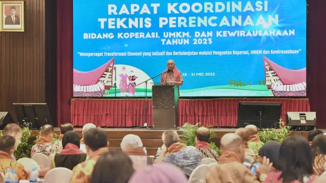MenkopUKM Pastikan UMKM Miliki Fondasi Kuat Kuasai Pasar Domestik dan Global