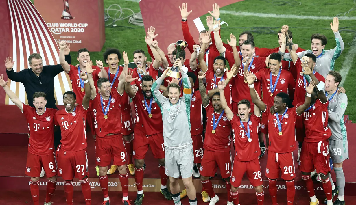 Bayern Munchen berhasil mendapatkan gelar pertamanya di tahun 2021 ini. Pada Jumat (12/2/2021) dinihari tadi, pasukan Hansi Flick tersebut berhasil menjuarai Piala Dunia Antarklub 2020 dengan mengalahkan Tigres di partai final. (Foto: AP)