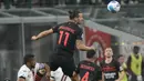 Sempat mendapat beberapa peluang, Zlatan Ibrahimvoic belum berhasil mencetak gol. Skor 1-0 untuk AC Milan tetap bertahan hingga laga usai. (AP/Luca Bruno)