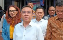 Sambangi Polda Metro, Pimpinan DPR Dasco Minta Demonstran yang Diamankan Dibebaskan