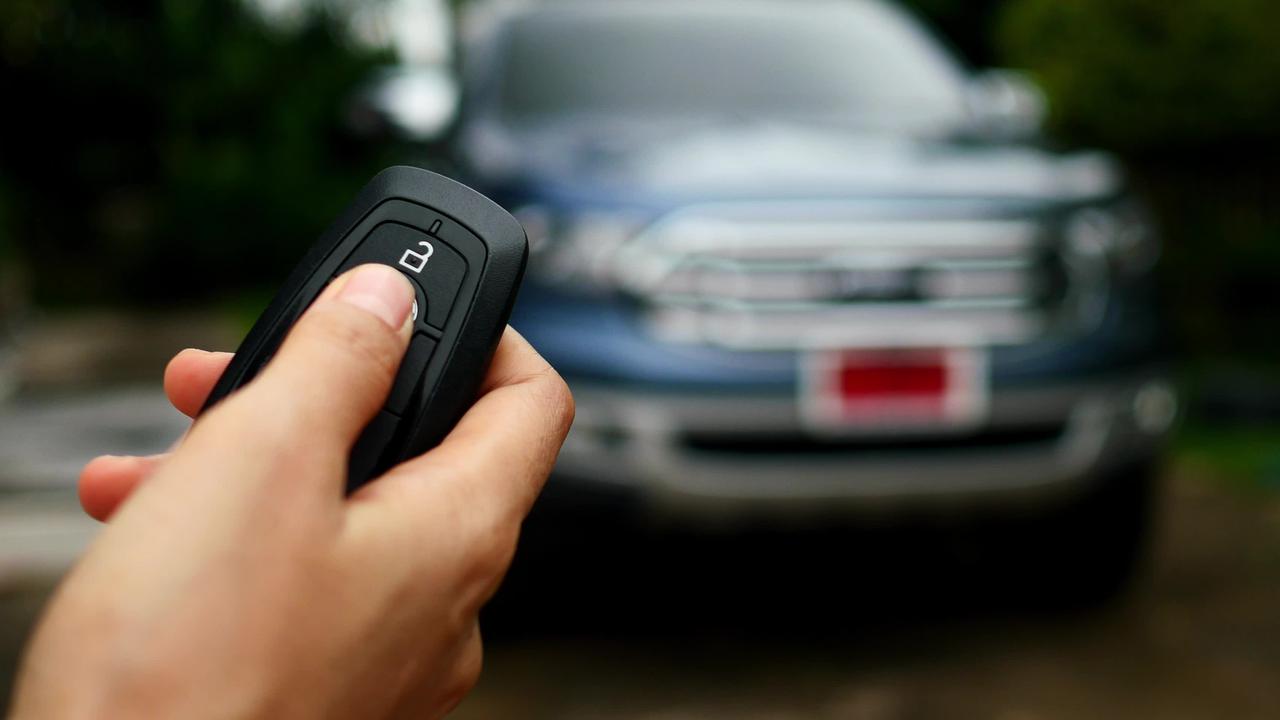 3 Indikasi Baterai Remote Mobil Habis, Ini Cara Menggantinya