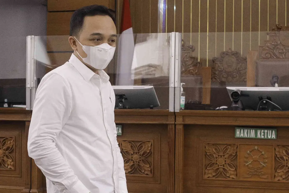 Ekspresi Tanpa Senyum Ricky Rizal Dituntut Delapan Tahun Penjara di Kasus Pembunuhan Brigadir J