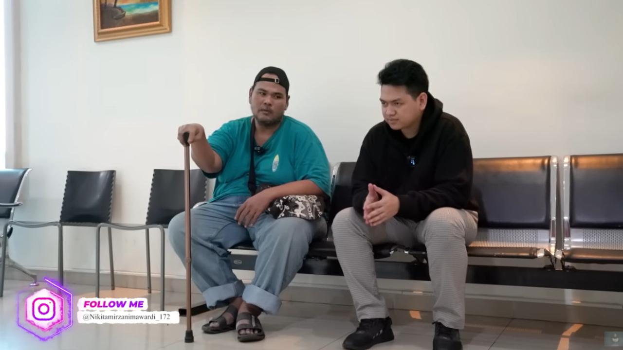 Fahmi Bo sendiri mengaku tidak memeriksakan penyakitnya ke dokter. Selama ini, dia memilih alternatif untuk menjalani terapi.<br>