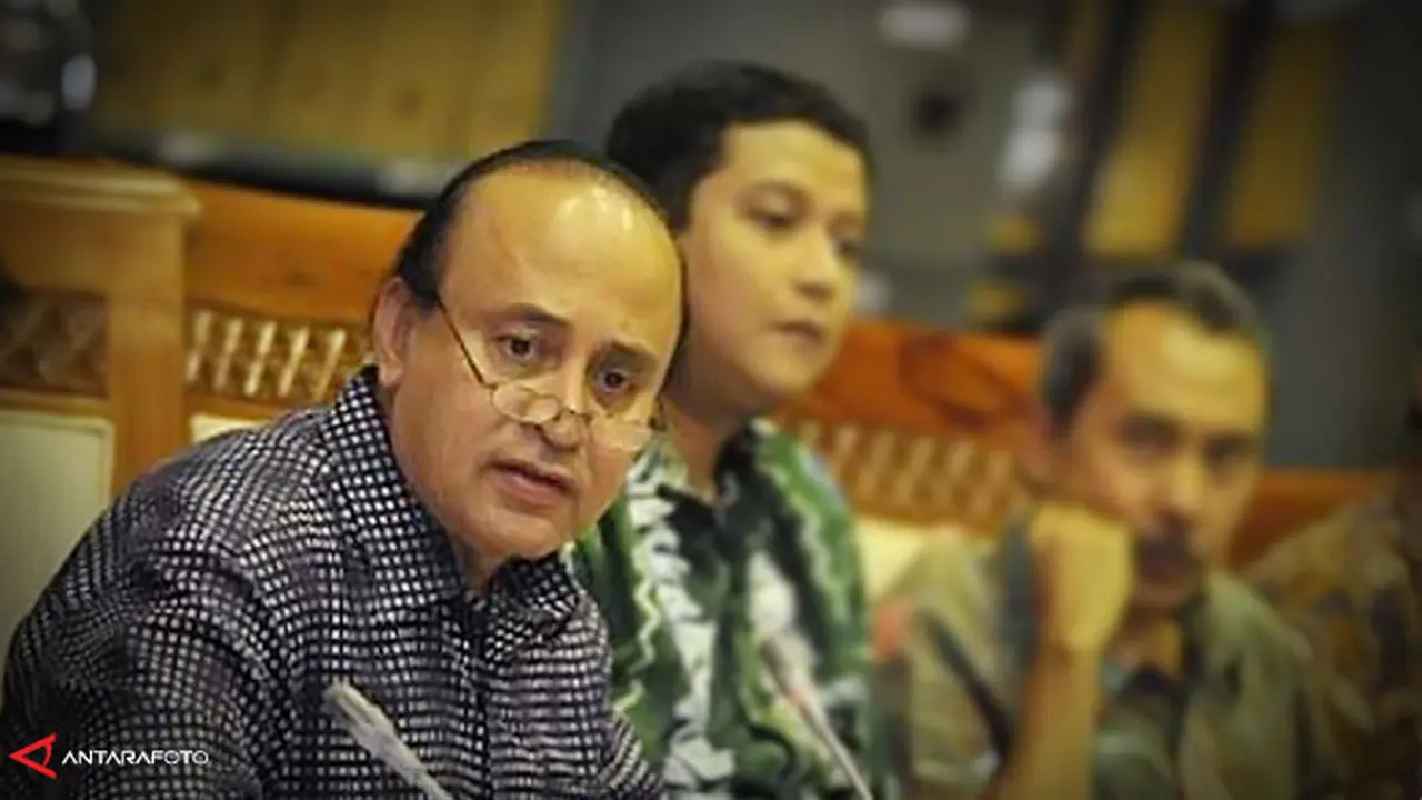 fuad-bawazier-130703b.jpg