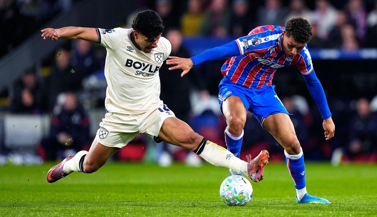 West Ham memiliki misi untuk menjauh dari zona degradasi pada pertandingan tersebut. Sayangnya skor kacamata tak berubah hingga akhir laga. (AP Photo/Jordan Pettitt)