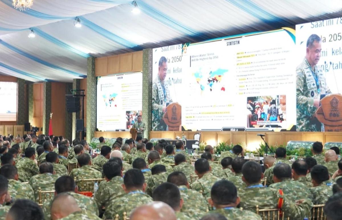FOTO: Kasad Paparkan Program TNI AD untuk Kesejahteraan Warga