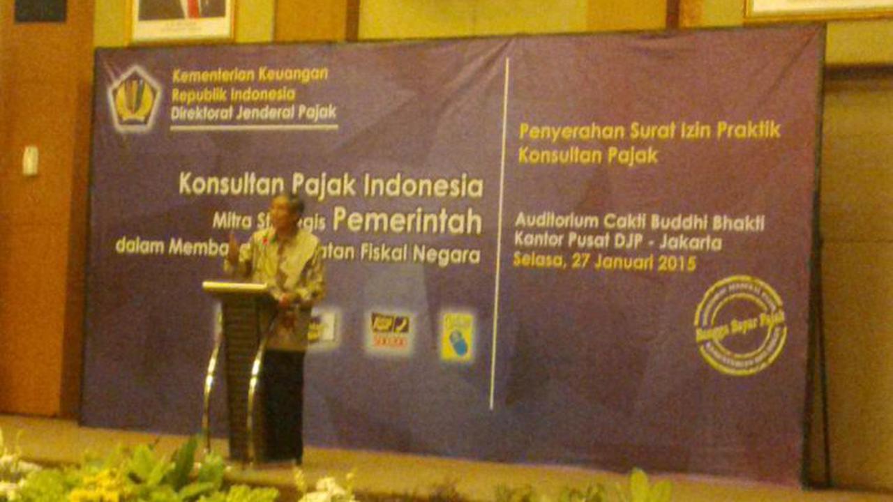 Penyerahan Surat Izin Praktik Konsultan Pajak