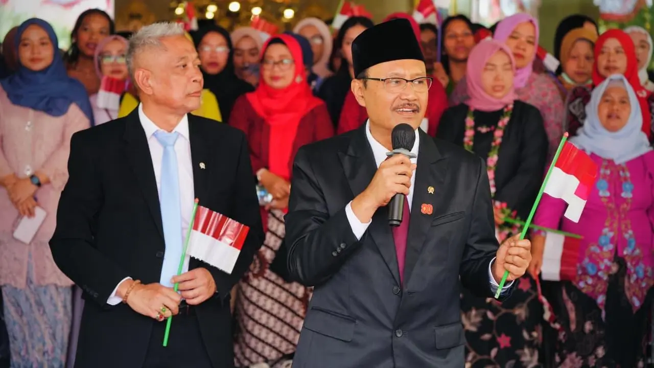 Syukuran HUT ke-80 RI, Gus Ipul Ajak Jajaran Kemensos Kerja Berdampak