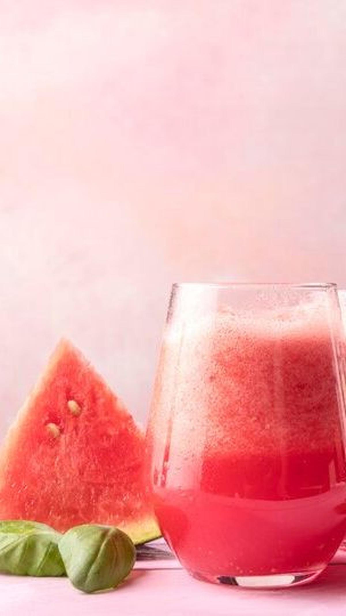 6.&nbsp;Jus Semangka