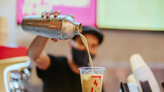 Flash Coffee berhasil meraih pendanaan USD 15 juta atau setara Rp 218 miliar yang dipimpin oleh White Star Capital. (Dok Flash Coffee)