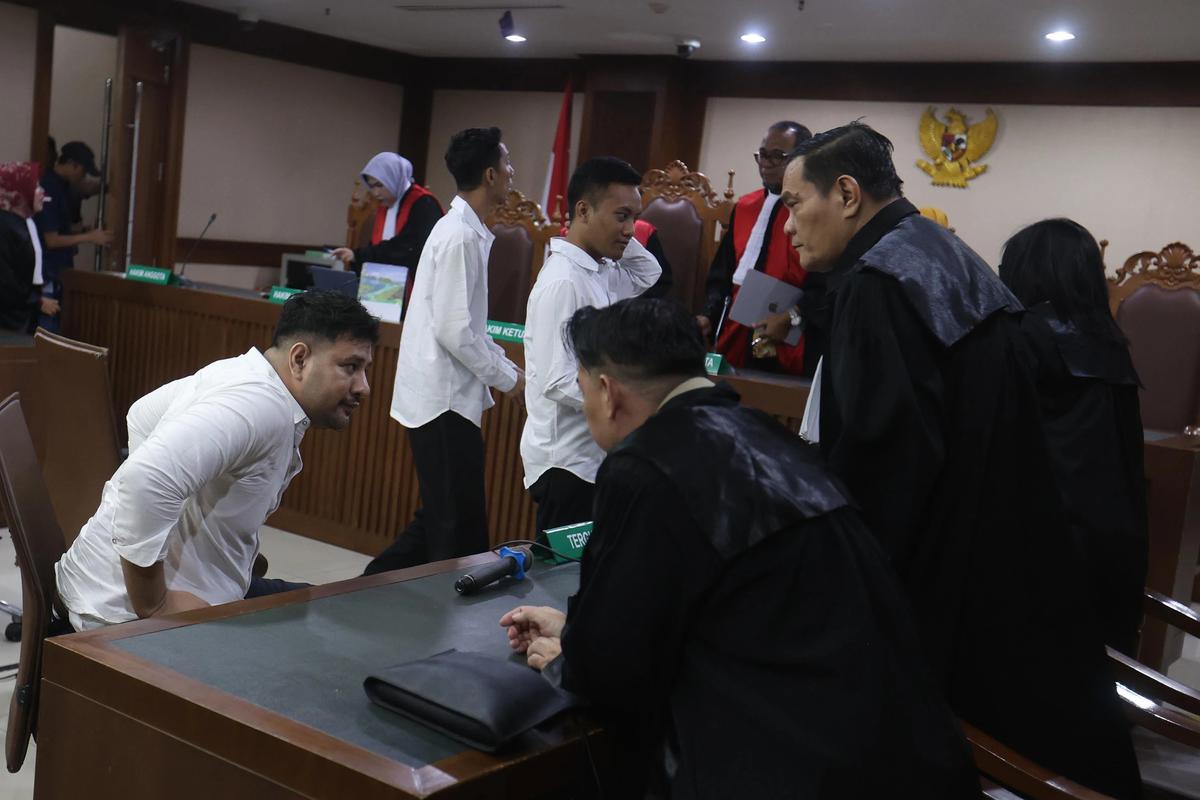 FOTO; FOTO: Ammar Zoni Divonis Tujuh Tahun Penjara dalam Kasus Narkotika Rutan Salemba