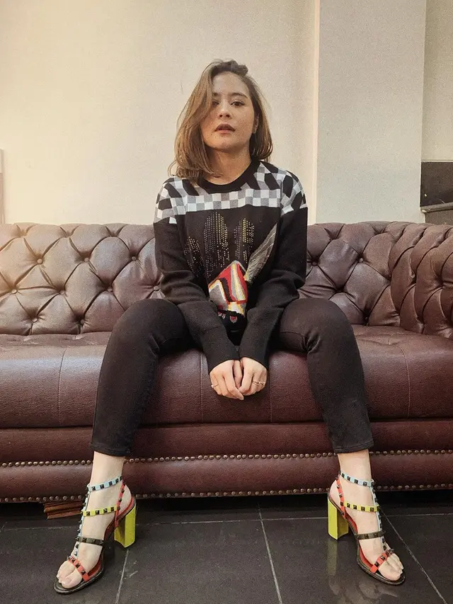 Prilly Latuconsina (Foto: Instagram @prillylatuconsina96)