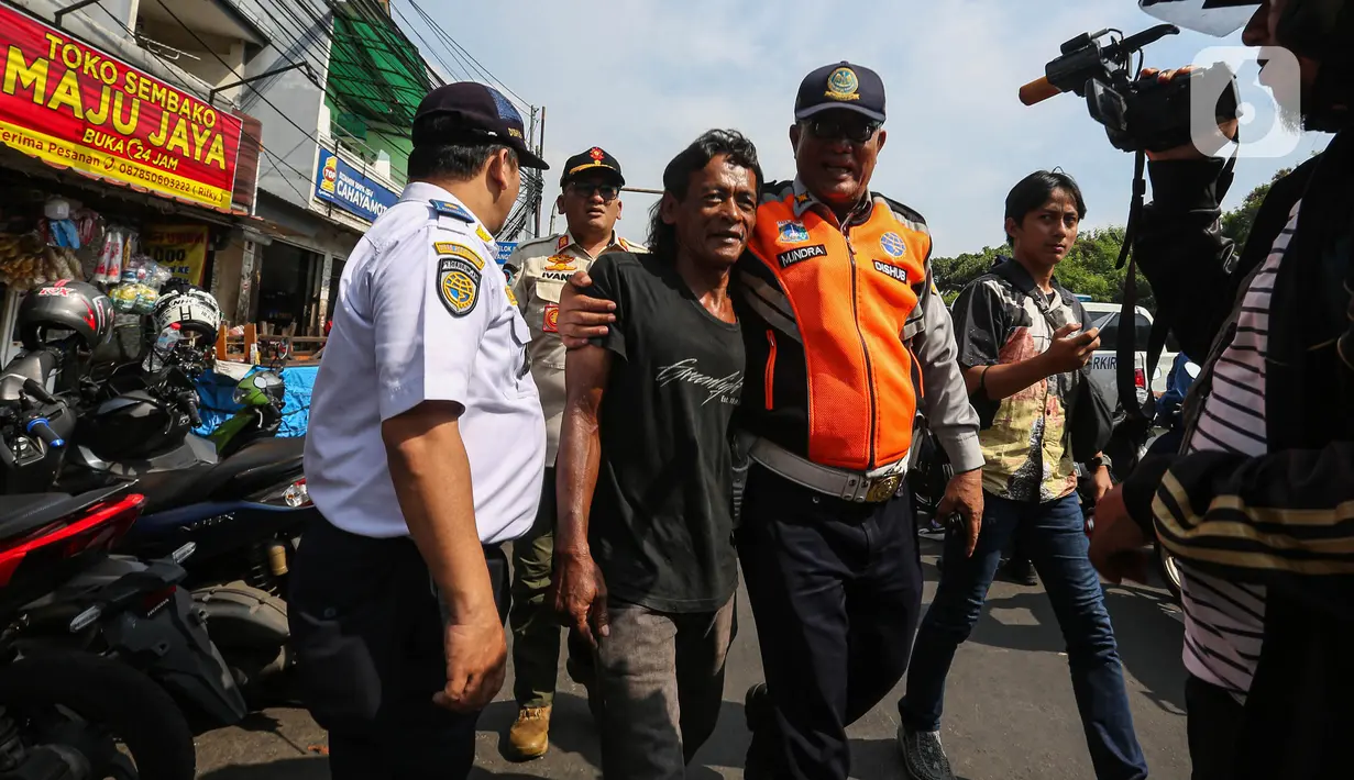 Penindakan yang dilakukan bersama tim gabungan akan dilakukan secara humanis dan persuasif. (Liputan6.com/Angga Yuniar)