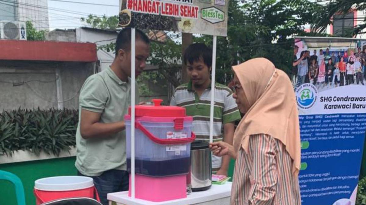 Latih Kemandirian Penyandang Disabilitas, Puskesmas di Tangerang Sediakan Lapak Es Teh
