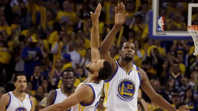 Stephen Curry dan Kevin Durant