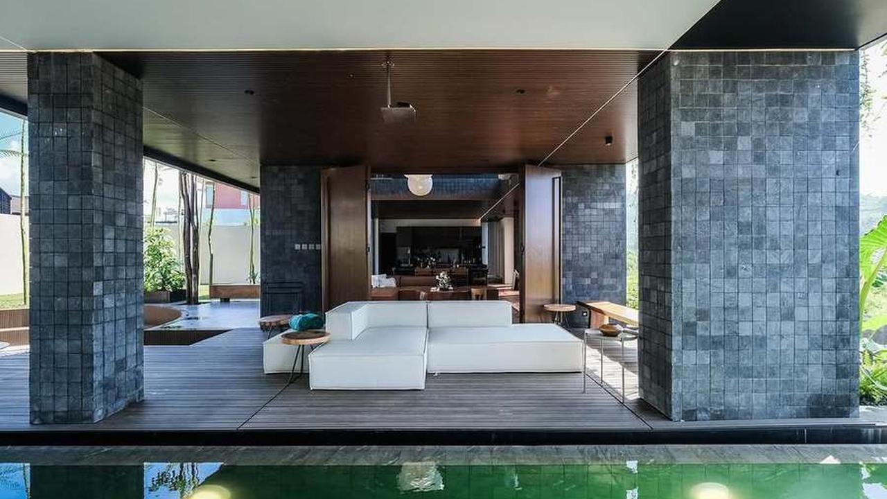 8 Potret Villa Baru Rachel Vennya di Bandung, Didesain Mewah dengan Kolam Renang dan 3 Kamar Tidur - Banjir Pujian