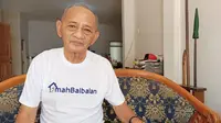 Legenda Timnas Indonesia, Risdianto, saat berbincang dengan YouTube Omahbalbalan. (Bola.com/YouTube Omah Balbalan)