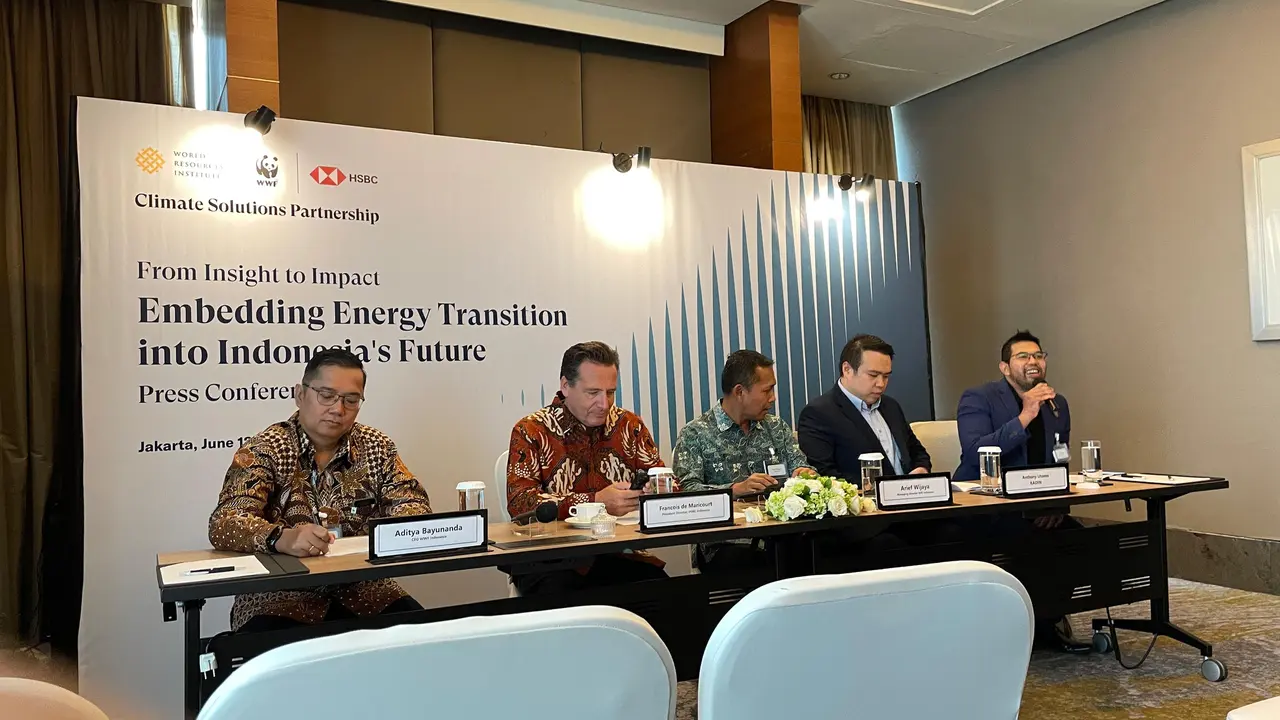 WRI Indonesia, WWF-Indonesia, dan PT Bank HSBC Indonesia membagikan capaian kolaborasi mereka selama lima tahun melalui program Climate Solutions Partnership (CSP).