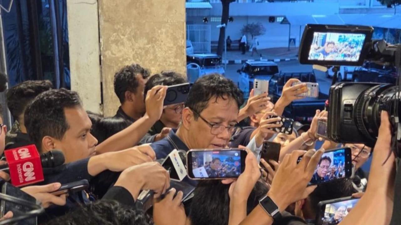 VIDEO: Celetukan Anak Buah Purbaya Ditanya Gaji Siap Dipotong Saat Tak Capai Target "Pak Menteri Duluan!"