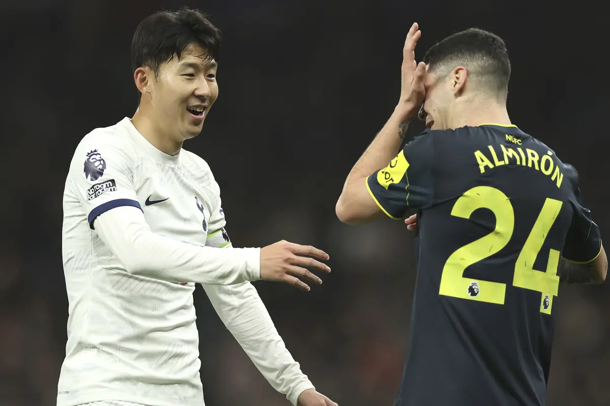 Foto: Licinnya Son Heung-min Bikin Pertahanan Newcastle Kelabakan, Tottenham Pesta Gol di Liga Inggris