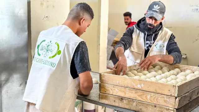 Aksi solidaritas menyikapi kejahatan kemanusiaan yang terjadi di Palestina terus berlangsung. Salah satunya dilakukan Pengurus Besar Nahdlatul Ulama (PBNU) melalui lembaga sosialnya, NU Care-LAZISNU. (Foto: Tim Dokumentasi NU Care-LAZISNU)