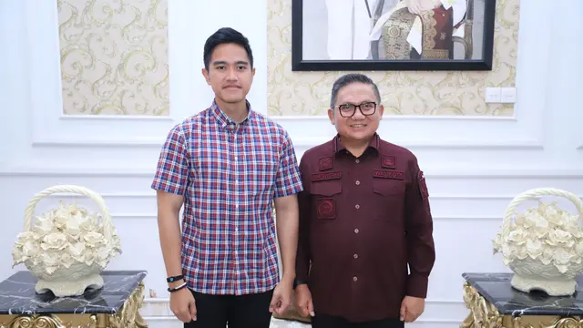 Ketua Umum (Ketum) Partai Solidaritas Indonesia (PSI) Kaesang Pangarep mengunjungi kantor Wali Kota Gorontalo, Marten Taha.